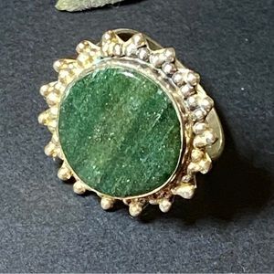 Rare Vintage Sterling Silver (stamped) genuine Spinach Green Jade disk Ring 8
